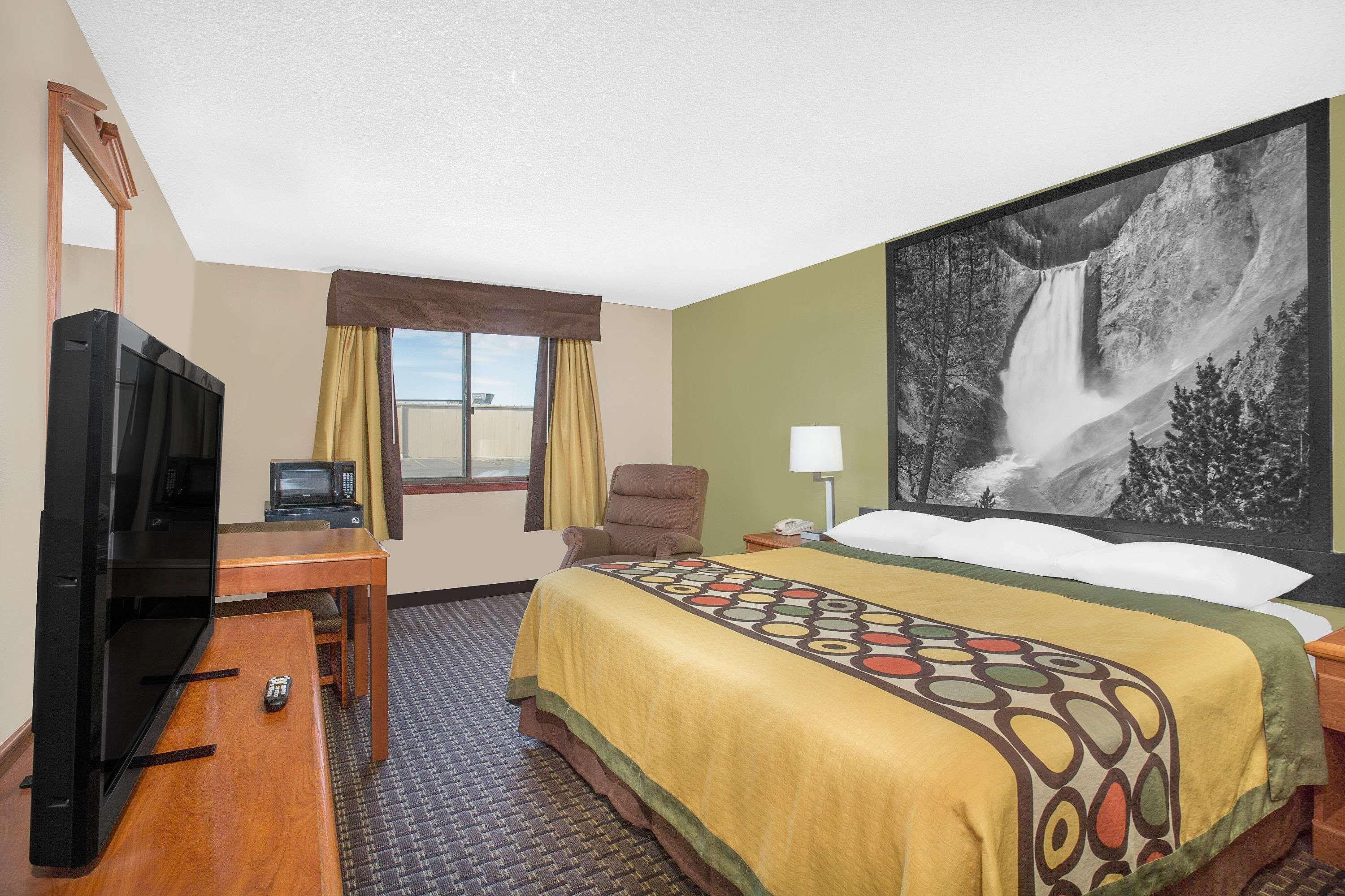 Super 8 By Wyndham Riverton Buitenkant foto