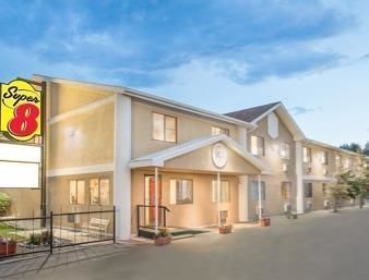 Super 8 By Wyndham Riverton Buitenkant foto